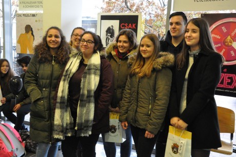 Döntésünk a jövőnk - kiállítással hívták fel a figyelmet a felelős szexuális magatartásra